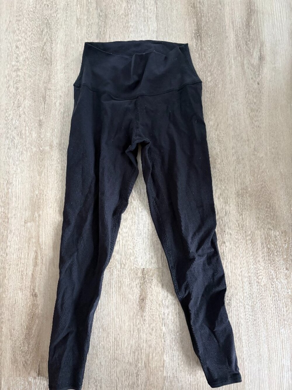 Alo Leggings